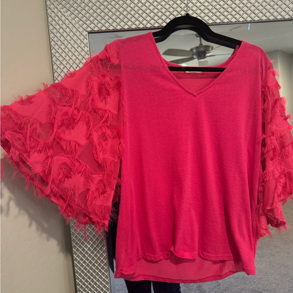 Women's Pink V-Neck Top with Textured Sleeves